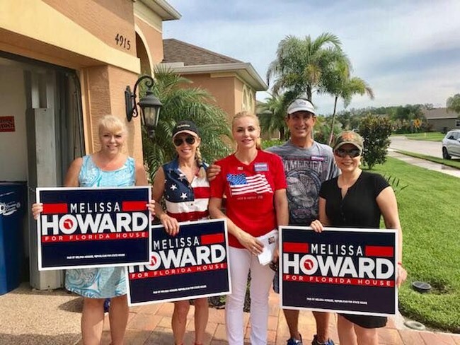 Awalnya caleg 46 tahun yang memiliki penampilan bak selebriti itu sempat membantah tuduhan dirinya melakukan kebohongan publik dengan mengaku memiliki gelar sarjana dari Universitas Miami. Dia malah mengatakan bahwa tuduhan tersebut dilayangkan dari lawan politiknya yang tidak ingin dia menang. Foto: Facebook