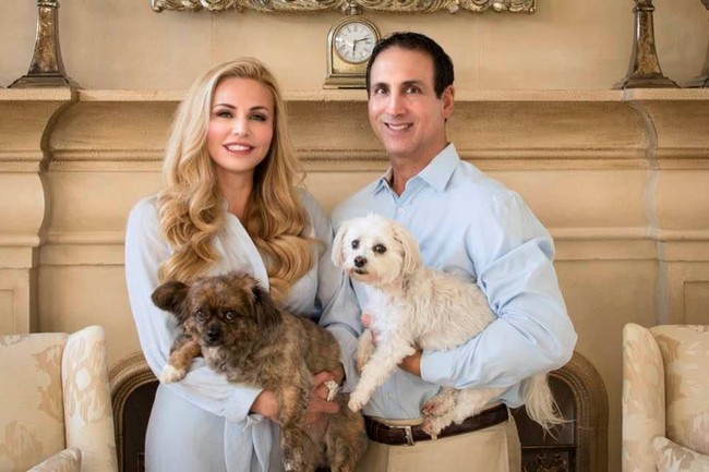 Setelah ketahuan memalsukan ijazahnya, Melissa Howard menyampaikan permintaan maafnya. Namun dia tidak menarik diri sebagai calon anggota legislatif. Foto: Facebook