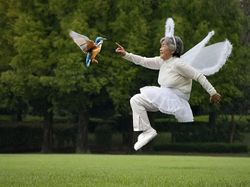 Foto Kocak Nenek Usia 90 Tahun Hobi Photoshop