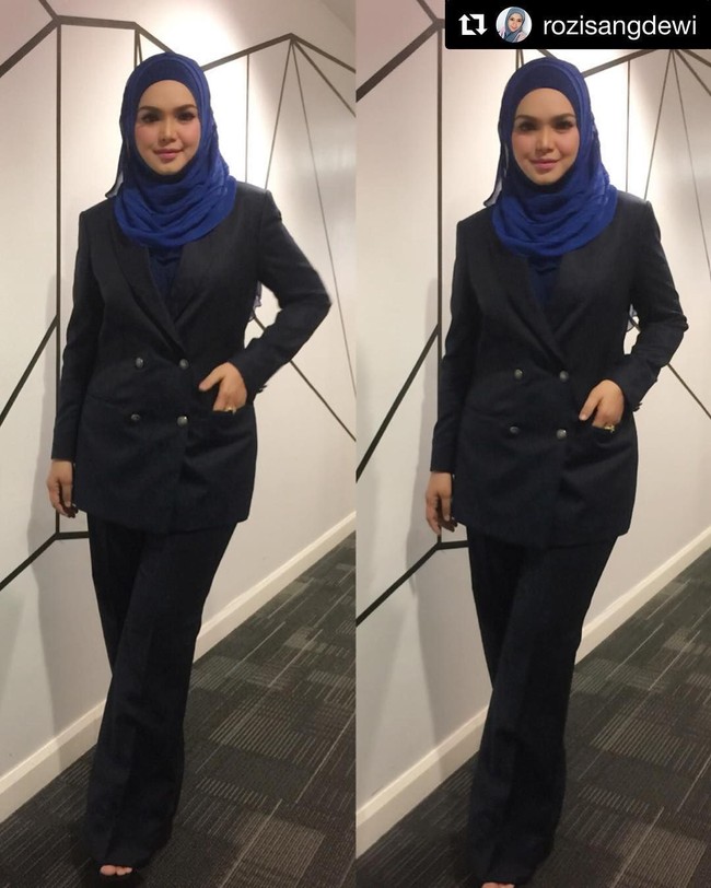 Dan ketika bayi perempuannya sudah berusia satu bulan, penurunan berat badan yang dialami Siti semakin membuat netizen takjub. Bobotnya terpangkas hingga lebih dari 17 kg. Foto: Instagram @ctdk