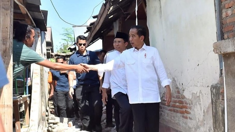 Kunjungi NTB, Jokowi Akan Serahkan Bantuan untuk Korban Gempa Kunjungi NTB, Jokowi Akan Serahkan Bantuan untuk Korban Gempa