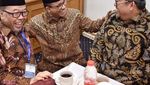 Hobi Ngopi dan Ngerujak, Ini Sosok Ahmad Heryawan yang Disebut Gantikan Sandiaga