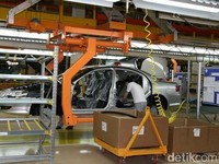 Mengenal Merek China BYD, Foday, dan Rusia Lada, dan GAZ