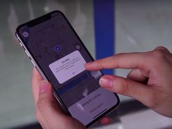 Mengintip Vlogger Cantik Vietnam Jajal Go-Jek