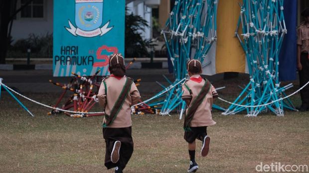 Aksi Pramuka Cilik Bacakan Doa di Depan Jokowi