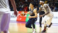 Indonesia kesulitan menghadapi permainan cepat peraih medali emas basket di Asian Games 2014 Incheon itu. Ditambah lagi Korsel juga sangat efektif menemukan ruang membuat poin.
