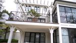 Sugih! Mewahnya Rumah Mertua Nia Ramadhani di Beverly Hills