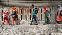 Rumah Belajar Merah Putih memiliki tujuan untuk memberikan bantuan pendidikan gratis kepada anak-anak yang putus sekolah dan keluarga tidak mampu agar mereka tak terjerumus ke dunia narkoba maupun prostitusi karena tak memiliki pendidikan yang baik.