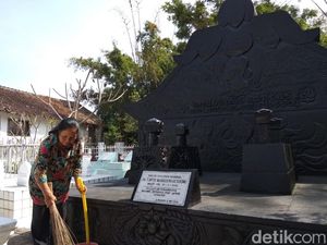 Peristirahatan Terakhir Dr Tjipto Mangoenkoesoemo di Tanah Ambarawa