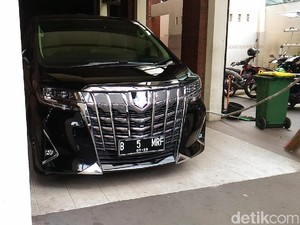 2 Mobil Maruf Amin Lebih Mahal dari Semua Koleksi Jokowi