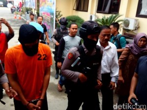 Polisi Buru Bidan yang Jual Obat Aborsi Pasangan di Mojokerto