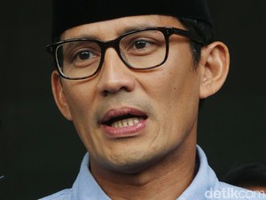 Khilaf dan Ucapan Maaf Sandi Usai Langkahi Makam Pendiri NU