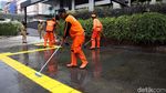 PPSU Bikin Trotoar di Thamrin Kinclong
