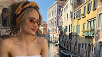 Cinta Laura dipuji semakin hari semakin seksi dan cantik.  Foto: Dok. Instagram/claurakiehl