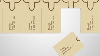 Kartu nama tukang sunat kelamin pria. (Foto: Boredpanda)