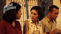 Beberapa foto yang beredar di media sosial ini adalah cuplikan dari beberapa adegan makan. Seperti foto ini yang menampilkan para pemainnya makan ditemani segelas teh hangat. Foto: Instagram