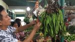 Begini Gaya Yusril Ihza Mahendra Saat Beli Pete dan Ngopi Bareng Elit Politik