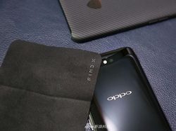 Penampakan Oppo Find X Lamborghini Harga Rp 21 Juta