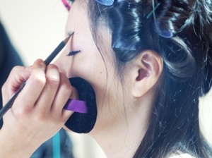 Pensil Alis Mengandung Merkuri, Mungkin Nggak Sih? Tanya Dokter Yuk