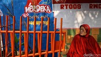 Pos ronda pun bertema HUT RI.