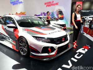 Saat Honda Bikin Civic Berlari Kencang