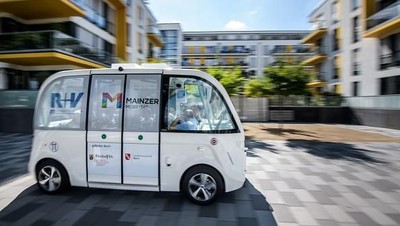 Melihat Uji Coba Bus Tanpa Pengemudi di Jalanan Kota Mainz Jerman