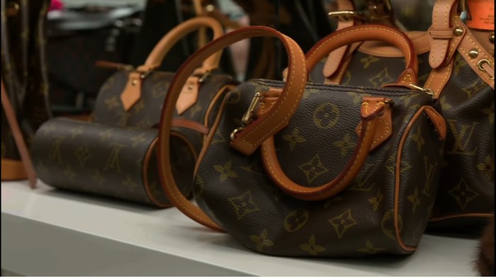 koleksi tas branded Kylie Jenner