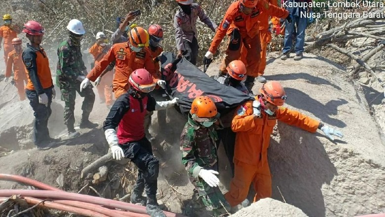 555 Orang Meninggal Akibat Gempa Lombok Selama Agustus 555 Orang Meninggal Akibat Gempa Lombok Selama Agustus