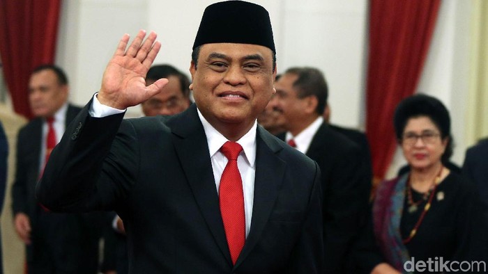 Sosok gagah menteri Syafruddin (Foto: Rengga Sancaya) Sosok gagah menteri Syafruddin (Foto: Rengga Sancaya)