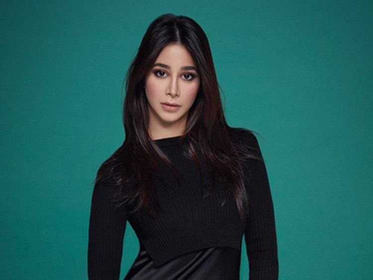Aseel Omran, Penyanyi Cantik dari Arab yang Cover Meraih Bintang Via Vallen