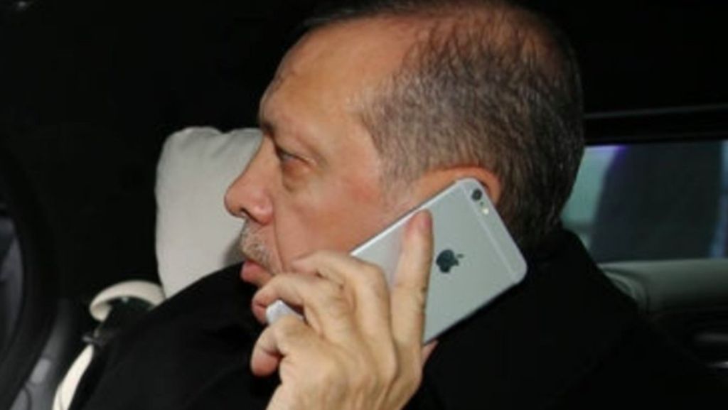 Mau Boikot iPhone, Erdogan Ternyata Penggemar Apple Mau Boikot iPhone, Erdogan Ternyata Penggemar Apple
