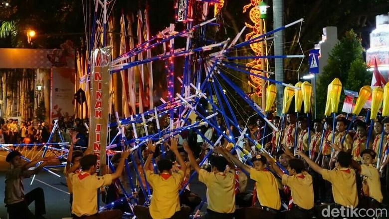 Begini Aksi 1.000 Anggota Pramuka di Banyuwangi Meriahkan Asian Games Begini Aksi 1.000 Anggota Pramuka di Banyuwangi Meriahkan Asian Games