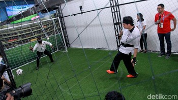 Untuk memantau dan menjaga kestabilan kualitas layanan ICT tersebut, TelkomGroup mengerahkan 2.700 personil, terdiri dari teknisi dan petugas pendukung, yang bersiaga selama 24/7. Seluruh personil juga telah berpengalaman mengawal infrastruktur dan layanan ICT untuk berbagai perhelatan nasional dan internasional.