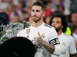 Sergio Ramos andalan di lini belakang Real Madrid dan Timnas Spanyol sehingga pantas jadi kandidat bek terbaik FIFA 2018. (Penilaian itu diberikan untuk performa pada periode 3 Juli 2017-15 Juli 2018 Gonzalo Arroyo Moreno/Getty Images)