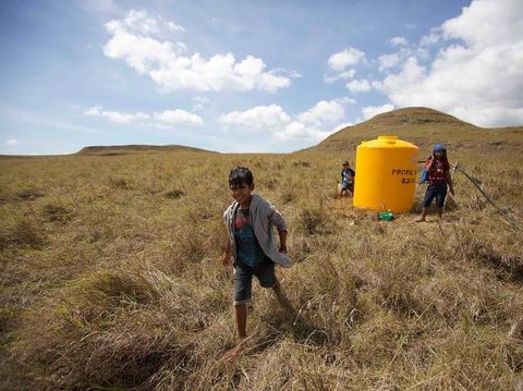 Kisah Inspiratif Wanita Cantik yang Bantu Masyarakat Sumba dapat Air Bersih