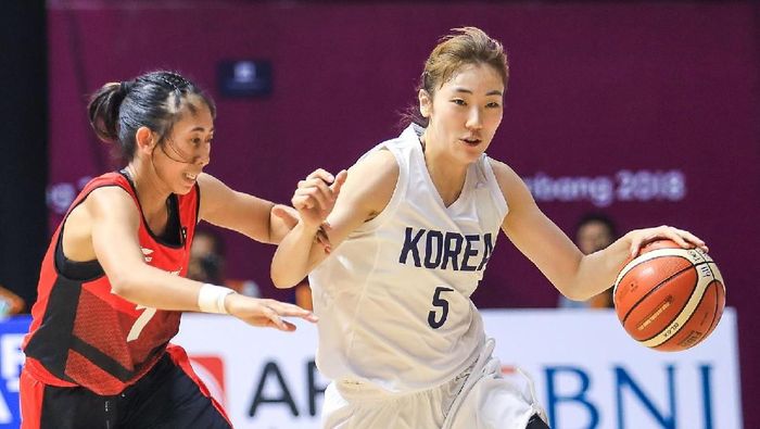 Pebasket Korea Hyejin Park saat menghadapi Indonesia (INASGOC/Wahyudin/Aa/18) Pebasket Korea Hyejin Park saat menghadapi Indonesia (INASGOC/Wahyudin/Aa/18)