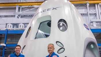 Mereka akan menjalani misi tersebut pada April 2019 mendatang. Foto: SpaceX