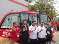 Menkominfo Blusukan ke Wahana 5G Telkomsel di GBK