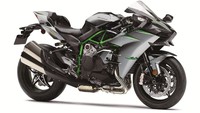 Peningkatan di Ninja H2 dan H2 Carbon berasal dari filter udara baru, ruang intake, busi, dan ECU yang dikembangkan dari H2 SX. Foto: Kawasaki