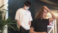 Pasca divonis mengidap penyakit kanker nasofaring pada bulan Mei 2017 lalu, Kim Woo Bin diharuskan beristirahat. Beginilah penampilan terbaru Kim Woo Bin pasca bebarapa waktu vakum di dunia hiburan. Foto: Dok.Twitter/TheAnnyeongOppa