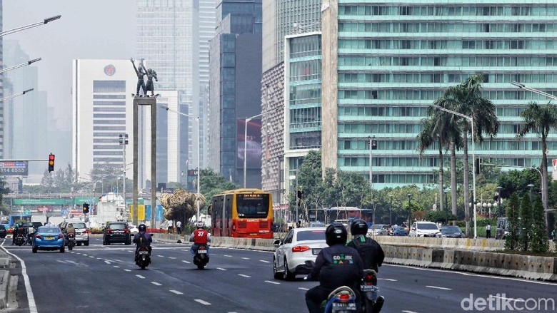 Jokowi Ingin Ibu Kota Pindah ke Luar Jawa, Kamu Pilih di Mana? Jokowi Ingin Ibu Kota Pindah ke Luar Jawa, Kamu Pilih di Mana?