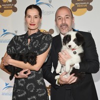 Pada 1998, Annette dan Matt menikah. Dari pernikahannya tersebut, Annette memiliki tiga anak. Setelah pernikahannya berjalan selama 20 tahun, keduanya memutuskan bercerai karena sikap Matt yang sudah tidak bisa ditolerir lagi. Foto: Getty Images