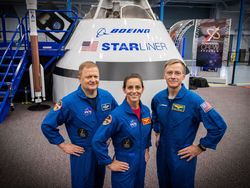 Deretan Kendaraan Pengantar Manusia Wisata Luar Angkasa