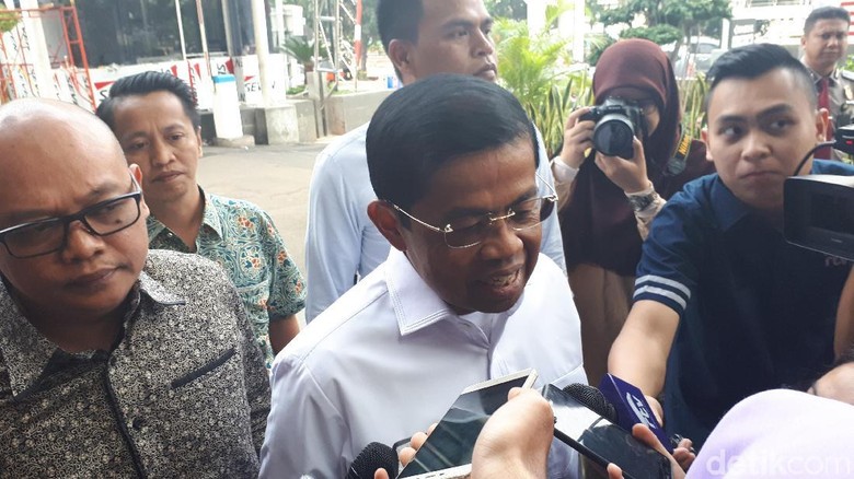 Idrus Marham Sambangi KPK, Jadi Saksi Kasus Suap PLTU Riau-1 Idrus Marham Sambangi KPK, Jadi Saksi Kasus Suap PLTU Riau-1