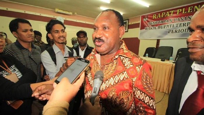 Bupati terpilih Kabupaten Puncak Papua Willem Wandik