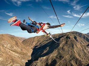 Wahana Ekstrem Slingshot Terbesar Sedunia di Selandia Baru