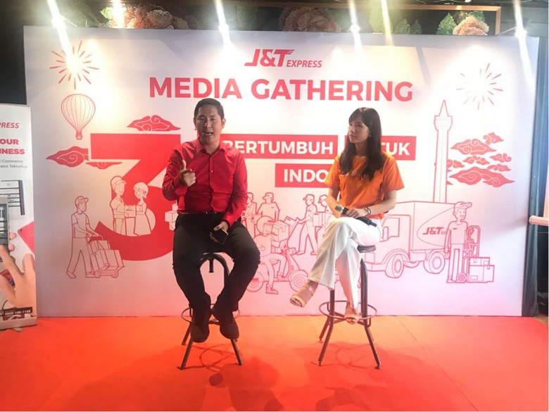 J&T Express Komitmen Kembangkan Ekspansinya ke Filipina dan Thailand J&T Express Komitmen Kembangkan Ekspansinya ke Filipina dan Thailand