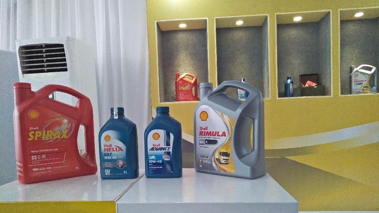 Pelumas Ber-SNI dari Shell Foto: Ruly Kurniawan Pelumas Ber-SNI dari Shell Foto: Ruly Kurniawan