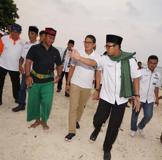 Sepatu 910 bahkan memiliki sepatu edisi khusus dengan nama SandiUno Special Edition dalam koleksinya. Terdapat logo SandiUno pada bagian upper. Foto: Dok. 910