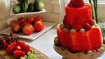 Manis Segar! Kue Ulang Tahun Ini Terbuat dari Buah Semangka